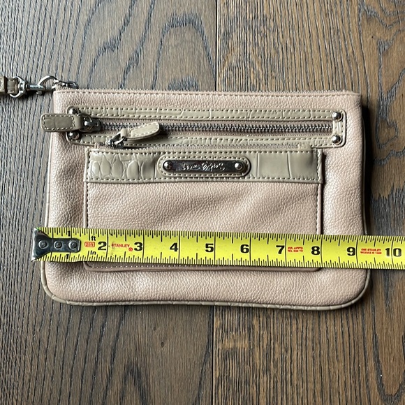 WRISTLET PURSES- - Picture 6 of 12